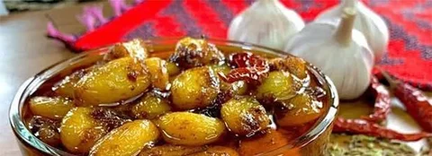 ঝাল দেশি রসুন আচার