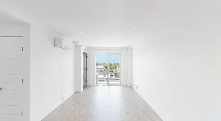 11-05,183 Street House For Rent