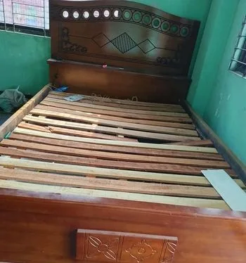 ব্যাবহৃত খাট