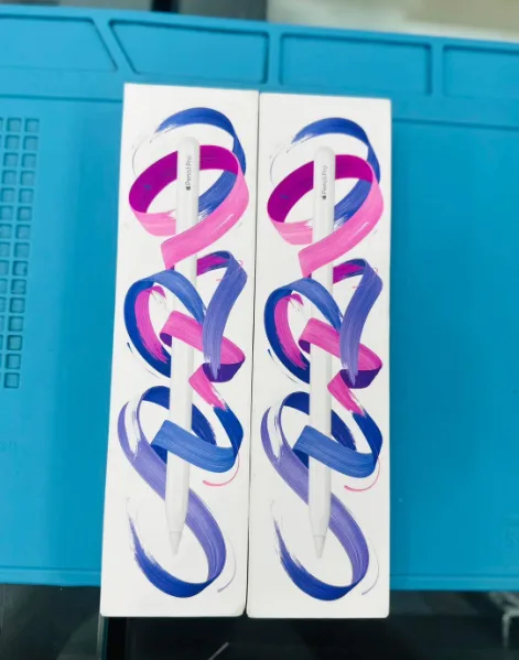 𝐀𝐩𝐩𝐥𝐞 𝐏𝐞𝐧𝐜𝐢𝐥 𝐏𝐫𝐨