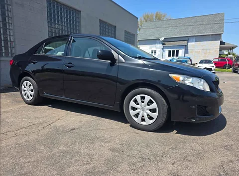 2010 Toyota Corolla – 131,000 Miles