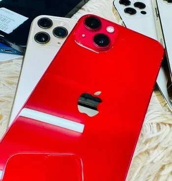 Apple iPhone 13