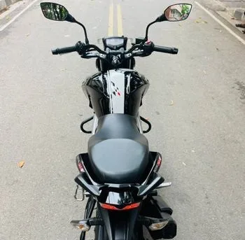 TVS Apache RTR 4V
