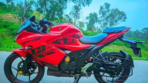 Suzuki Gixxer SF Fi