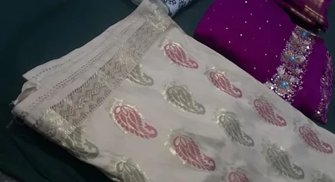 3টি শাড়ি