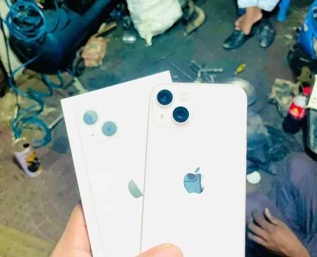Apple iPhone 13