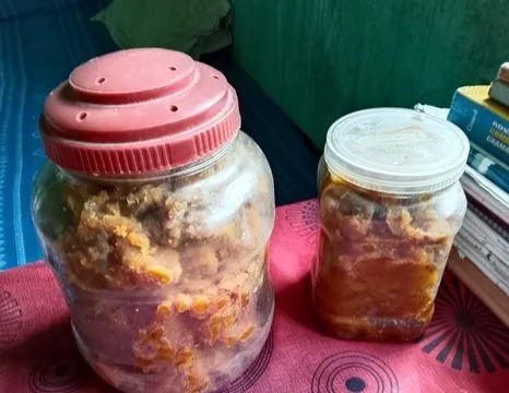 আখের আর খেজুরের গুড়
