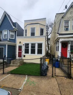 Ozone Park House for rent