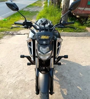 Yamaha FZS V3