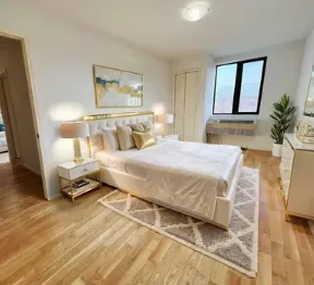 Queens Blvd Room For Rent