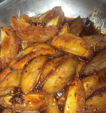 টক ঝাল মিষ্টি আমের আচার