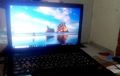 Laptop