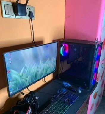16GB RAM Cor i7 1TB