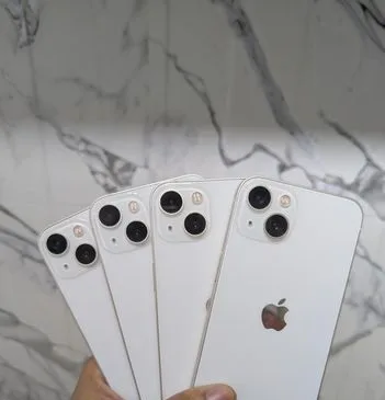 iPhone 13 A