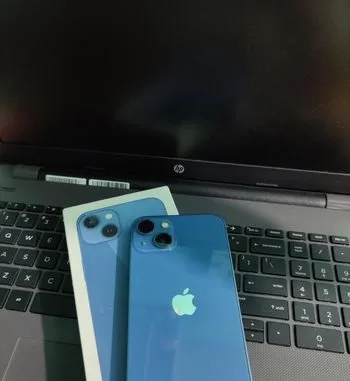 Apple iPhone 13
