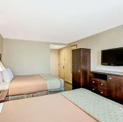 Manhattan Room for rent