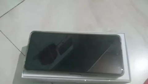 Vivo y19s