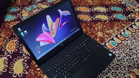 HP CORE i5 4GB/500GB