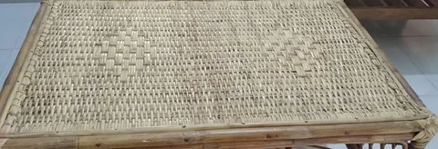 বেতের সোফা
