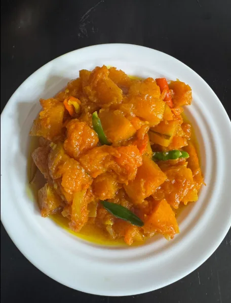 মজাদার মিষ্টি কুমড়া ভাজি।