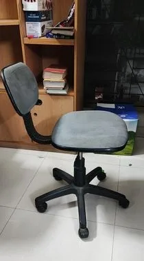 Revolving chair