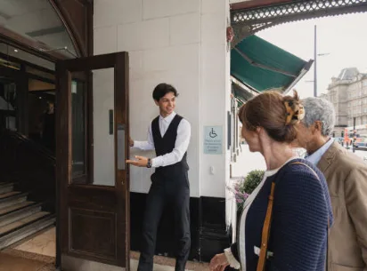 Manhattan Doorman Needed