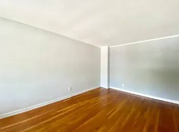 Bronx Room For rent
