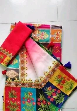 প্রিন্ট শাড়ী