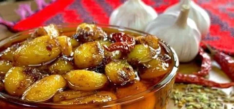 রসুনের আচার