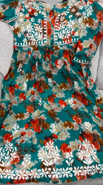 Chikonkari kurti