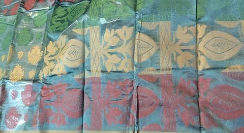 Gift saree sell