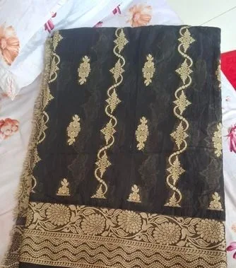 কাতান শাড়ি