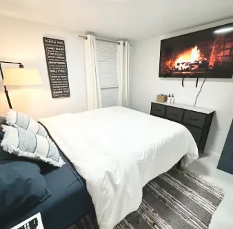 1st July Sunnyside Room For Rent (Only Male)