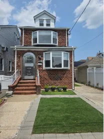 In Bellerose House for sale
