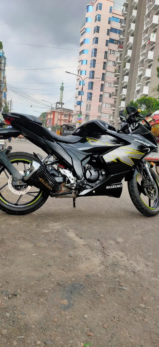 Suzuki Gixxer SF FI ABS 2022