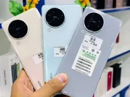 Xiaomi Civi -3