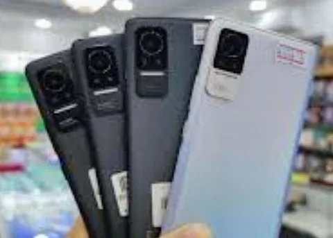 Xiaomi Civi -1