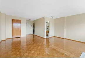 Jackson Heights Room for Rent