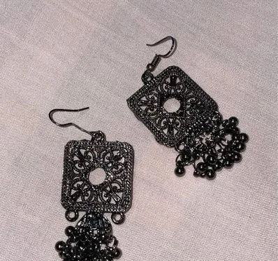 Necklace and earrings
