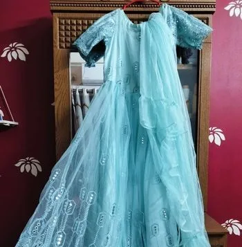 গাউন সেল