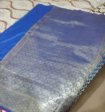 মিরপুরি কাতান শাড়ি