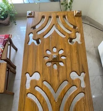 ডাইনিং টেবিল & চেয়ার
