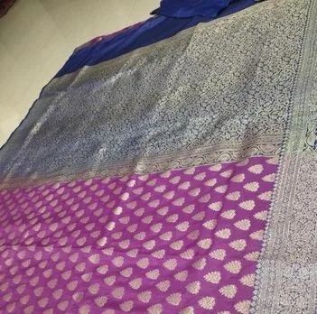 কাতান সিল্ক শাড়ি