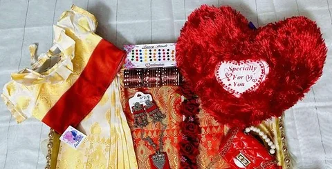 বেবি কম্ব পেকেজ