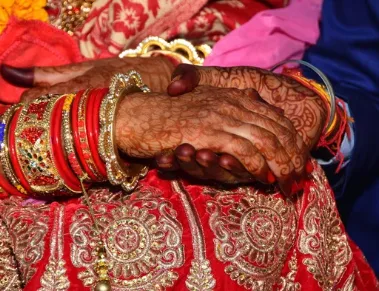 অবিবাহিত সুশ্রী ধার্মিক পাত্রী চাই।