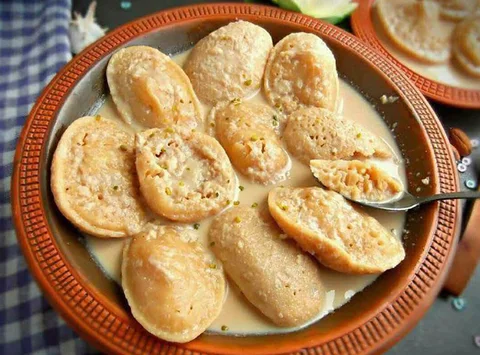 দুধ চিতই পিঠা