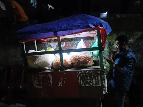 শাহী ঝালমুড়ি, হালিম, ফুচকা, ভেলপুরি, বিরিয়ানি,