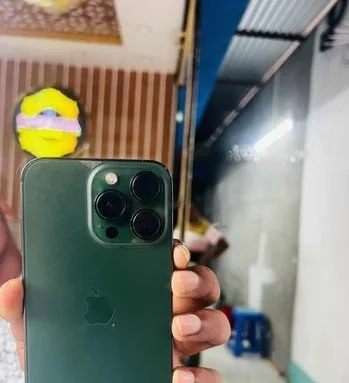 Apple iPhone 13 Pro