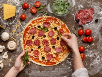 Full time Pizza Maker Needed