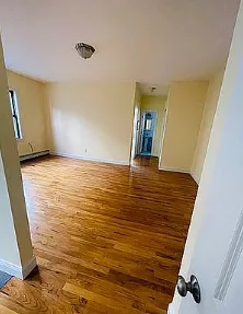 Jackson Heights room for rent